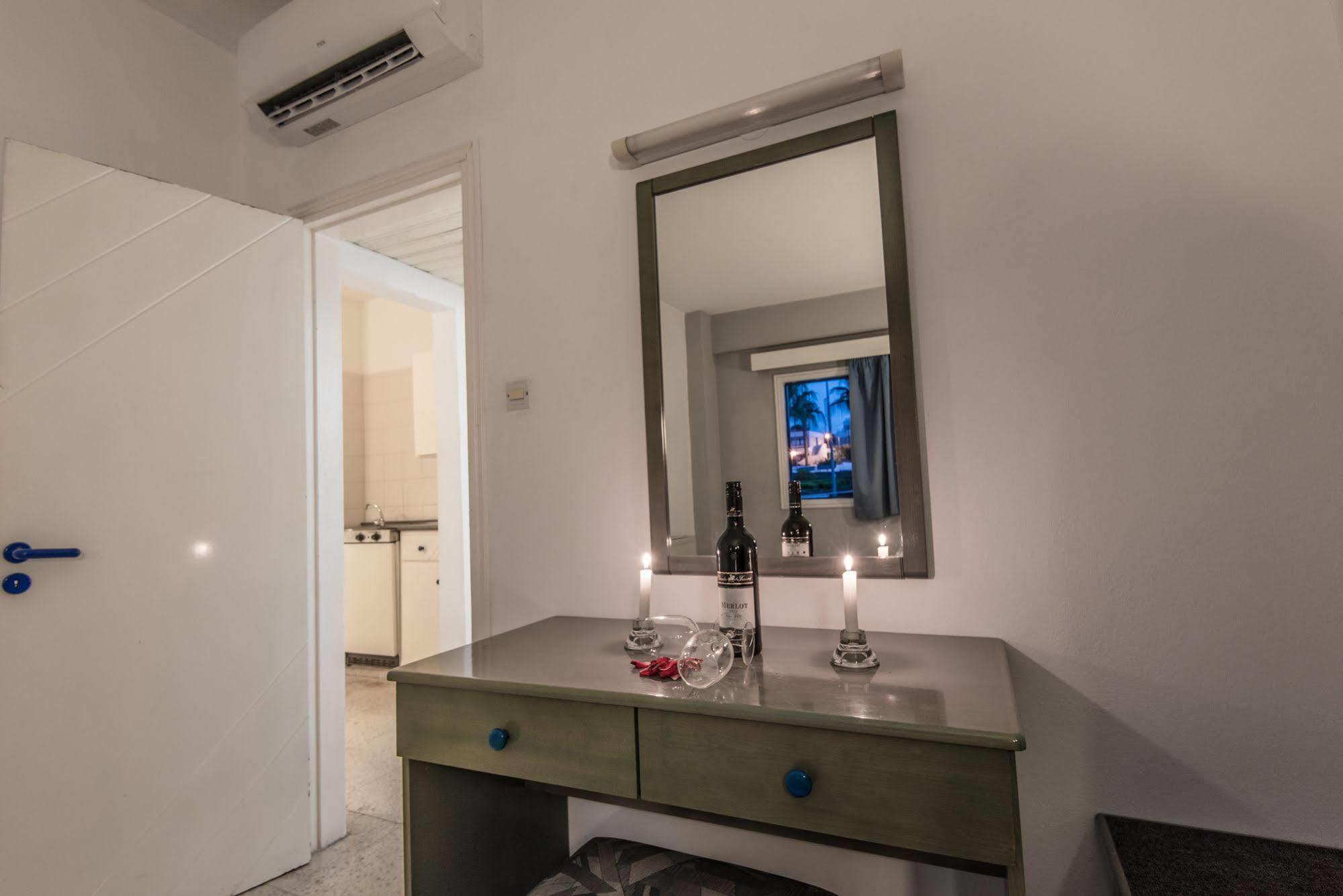 Cordelia Hotel Apartments Ayia Napa Bagian luar foto